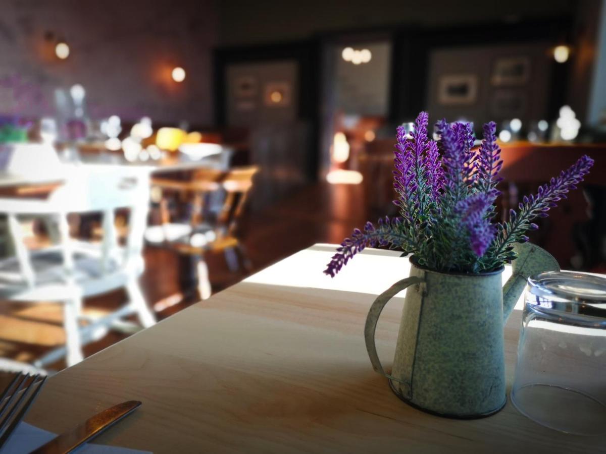 The Crown Inn Gayton  Luaran gambar