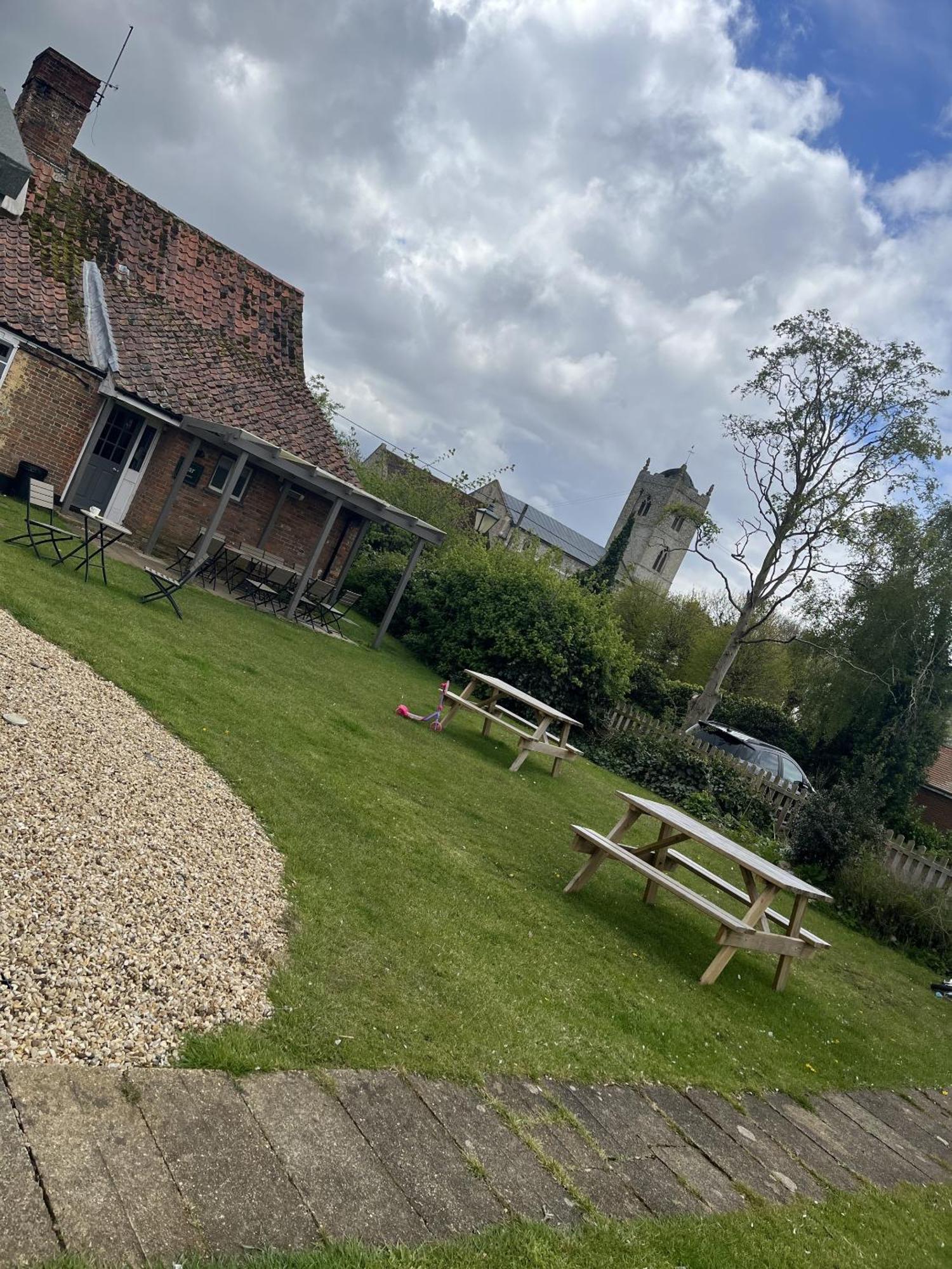 The Crown Inn Gayton  Luaran gambar